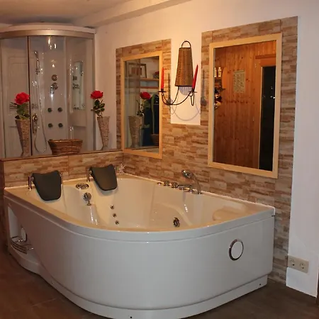 Ferienwohnung Landhausliebe شقة